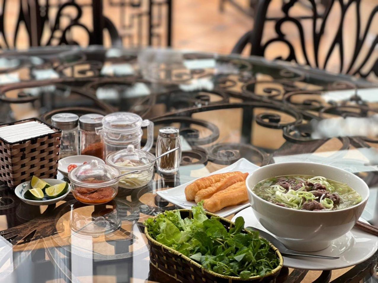 Hotel Khach San Phuong Anh Hung Yen Zewnętrze zdjęcie